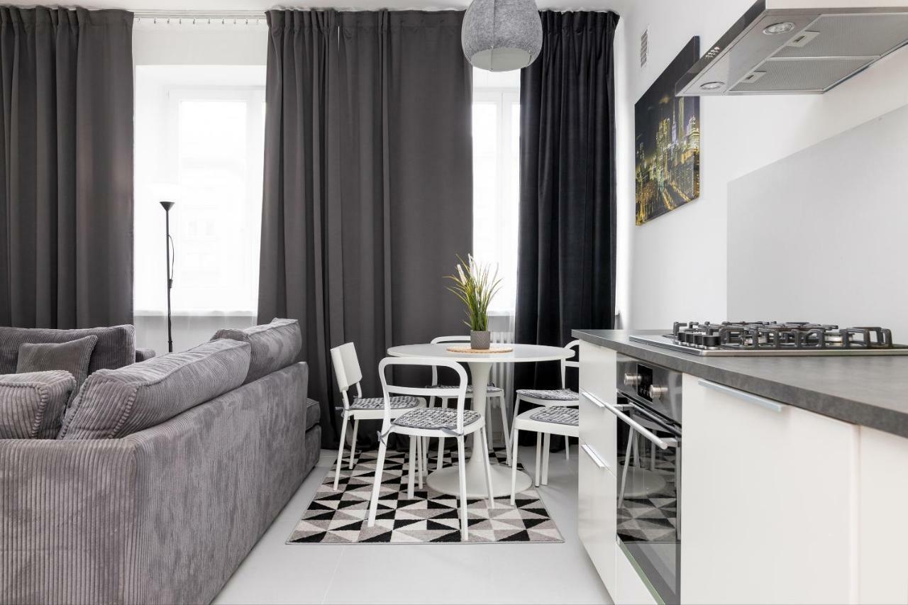 City Centre Apartment Warszawa Eksteriør billede